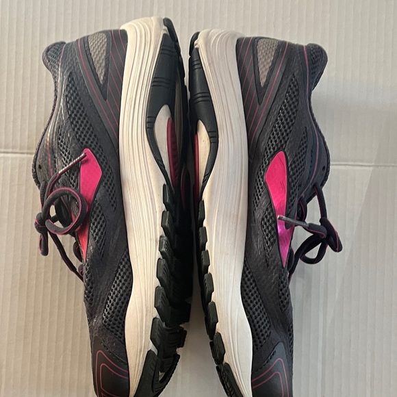 Brooks Women's Athletic Shoes - Dark Gray and Pink - Picture 3 of 6